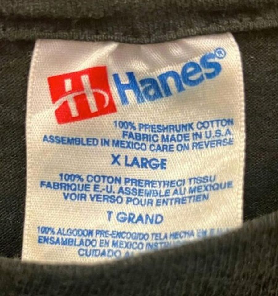 The X Files "Trust no one" tee