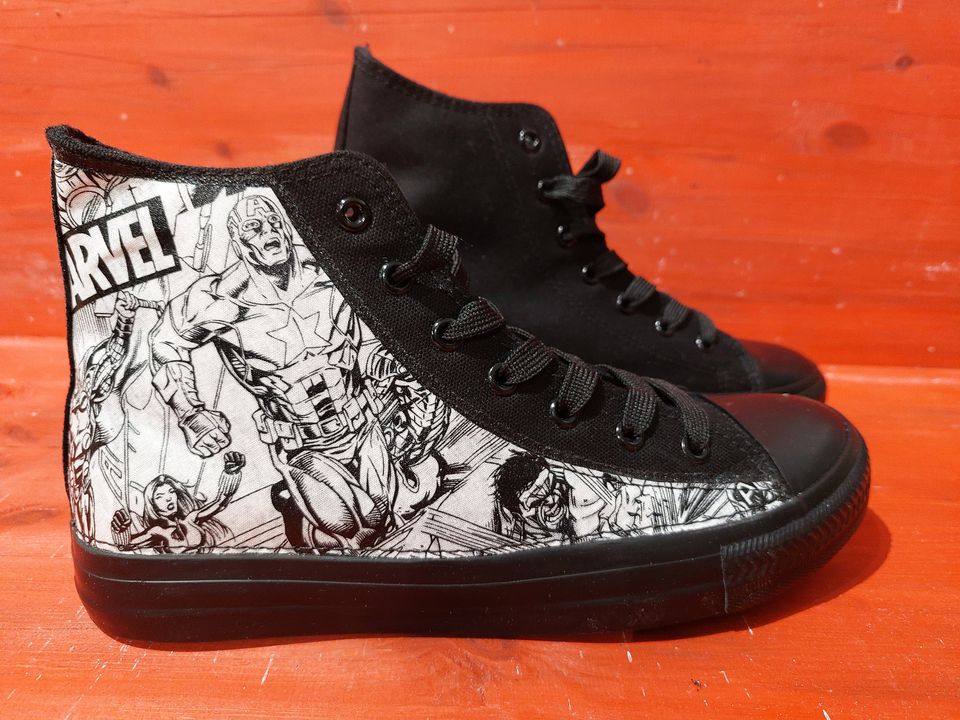 Marvel Characters high top sneaker