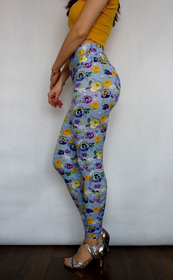 Pansy Print Leggings Blue Purple Yellow