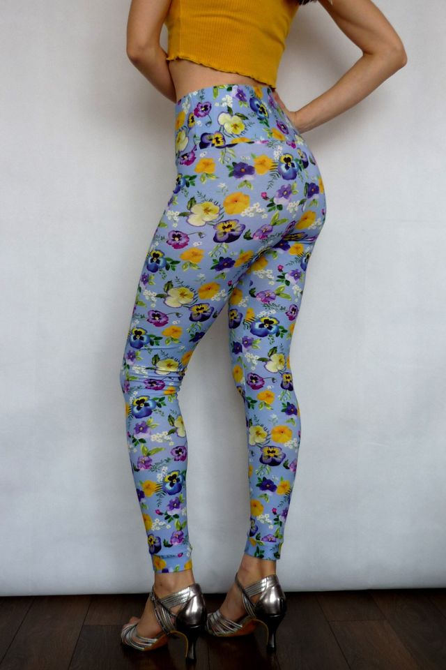 Pansy Print Leggings Blue Purple Yellow