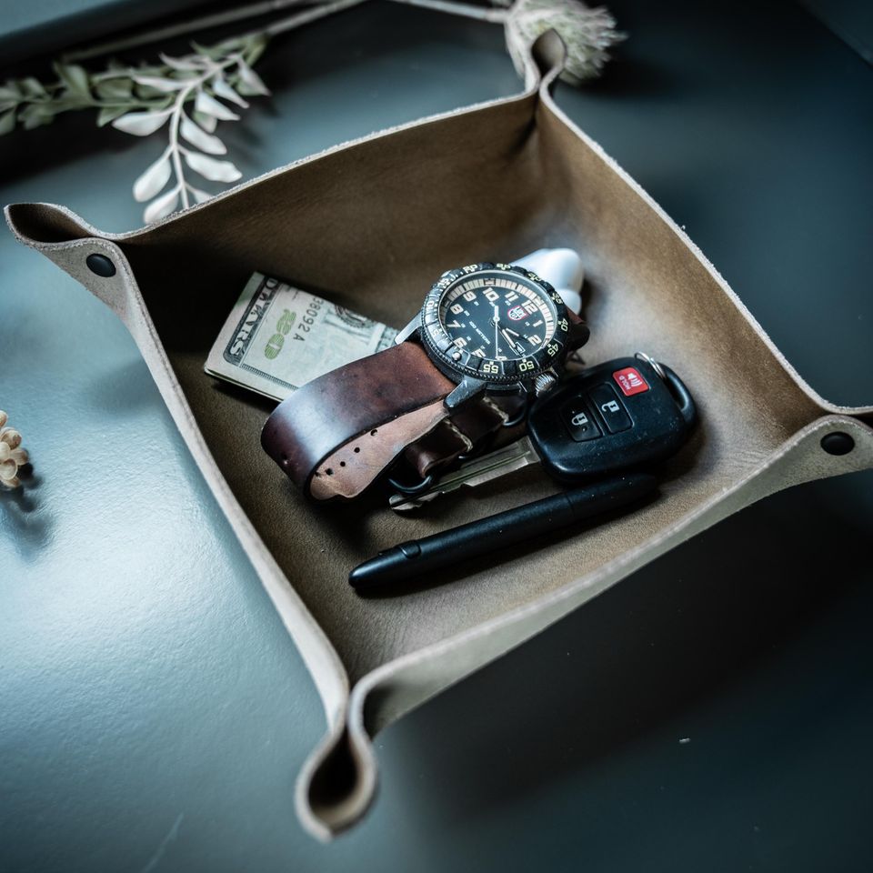 3 Year Anniversary Gift, Personalized Gift for Him, Custom Leather Catchall Tray