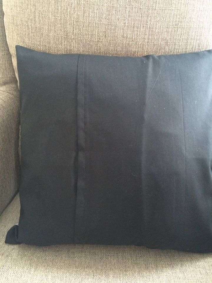 Kansas City Chiefs throw pillow