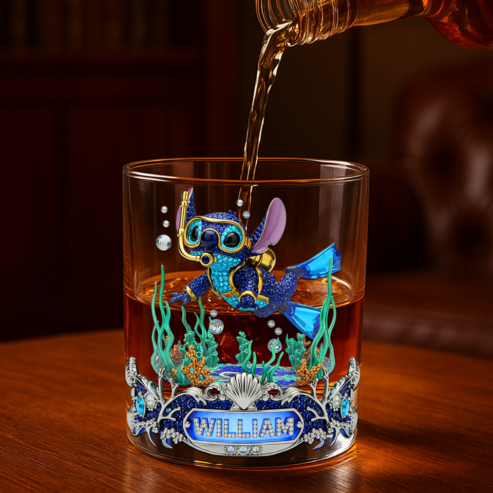 Scuba Diving Alien Drinking Glass - Personalized Gifts For Scuba Divers